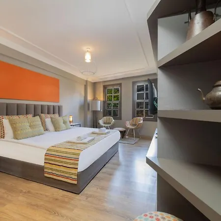 Modern And Fully Furnished Flat In Antalya